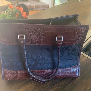 Brighton pet carrier